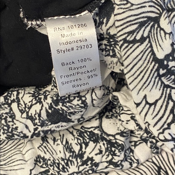 GUC SOFT SURROUNDINGS Stretchy Knit Tunic L - Picture 5 of 6